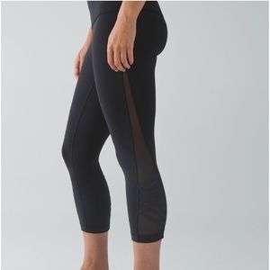 Lululemon Minimalist Crop size 4
